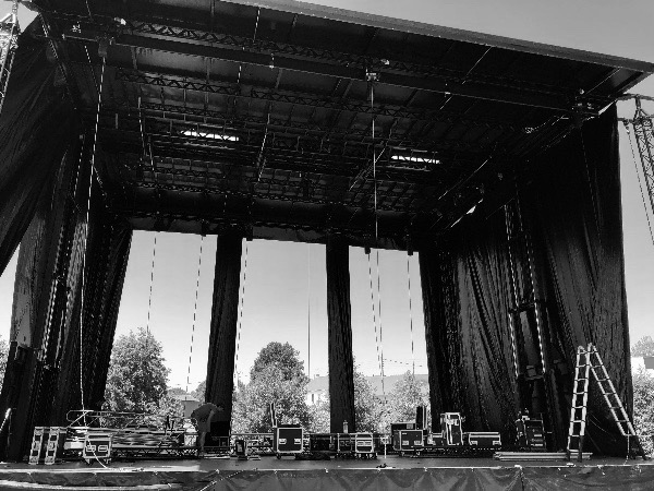Location de scène de concert en Vendée, Marteen